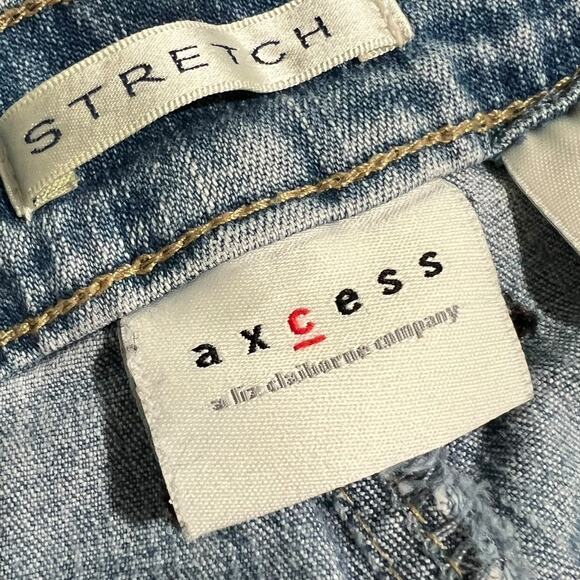 Axcess Liz Claiborne Embroidered Floral Capri Jeans Womens Size 16 - Picture 3 of 11